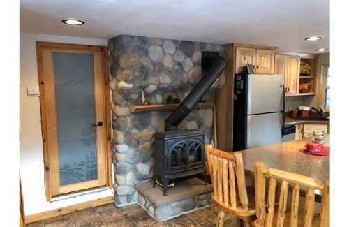 Naches Cabin | “The Cabin” On 410 A Nature Lovers Retreat!