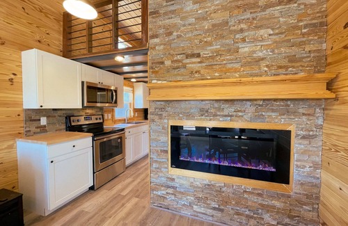 Canon City Cabin | The Cabin Summary: Th