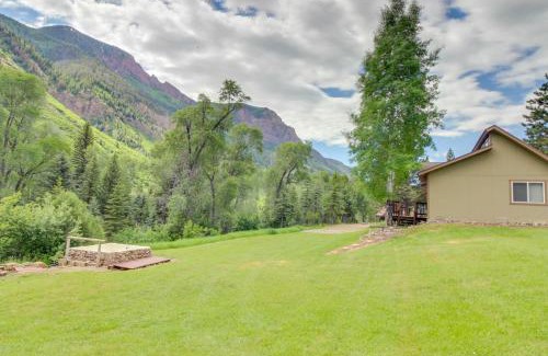 Carbondale House | The Cabins at Filoha Meadows