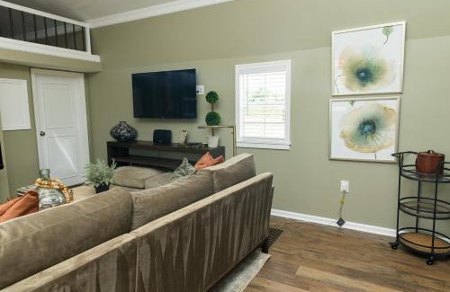 Blakely Apartment | The Cabins on Rockmine