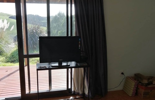 Te Arai Apartment | The cabins with 50 acres of private bush
