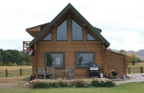 Melrose Cabin | The Caddis House- Big Hole River