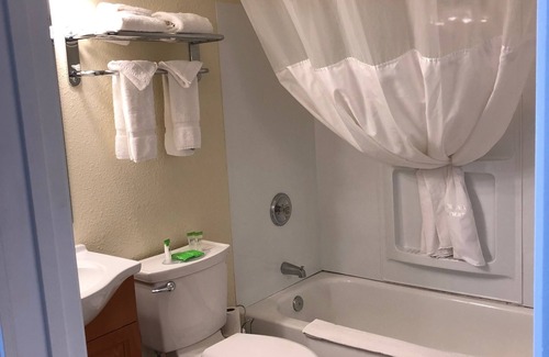 Vernonia Hotel | The Caden Hotel