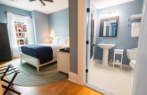 Lexington Hotel | The Cadillac House Lexington, Tapestry Collection by Hilton