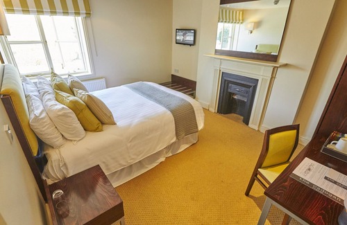 Bury St Edmunds House | The Cadogan Arms