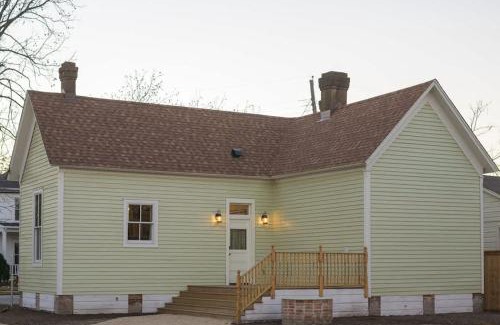 Brazos House | The Cahill- Magnolia Brewery House c 1894