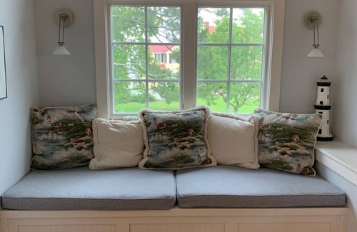 Hobucken House | The Cala Lily: A Luxury Water Access River Beach Home with Wraparound Porch