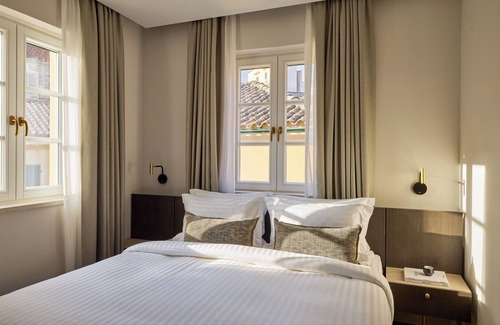 Old Town Hotel | The Calliston
