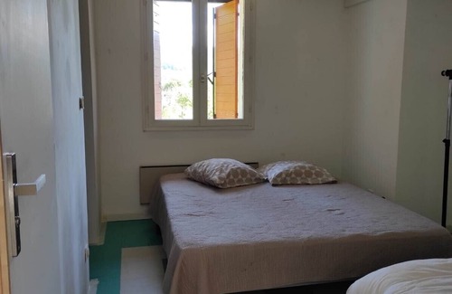 Nonglard House | The calm of the countryside with the benefits of Annecy's lake and mountains