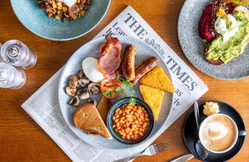 Rawdon Hotel | The Calverley Arms by Innkeeper's Collection