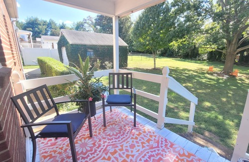 Lynchburg House | "The Cape at Westview" New Cape- In LU's Backyard-n10 minutes to Downtown.