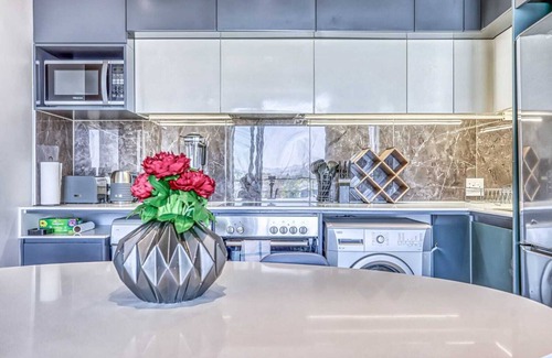 Sandown Apartment | The Capital on the Park Hotel-Two Bedroom Apartment