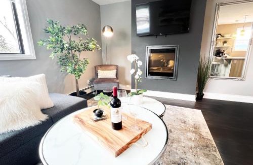 South London Apartment | The Capri Suite in Old South London