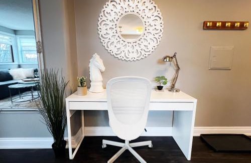 South London Apartment | The Capri Suite in Old South London