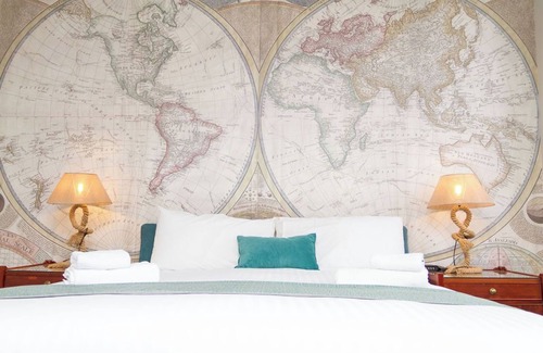 Munster Hotel | The Captain Cook Hotel