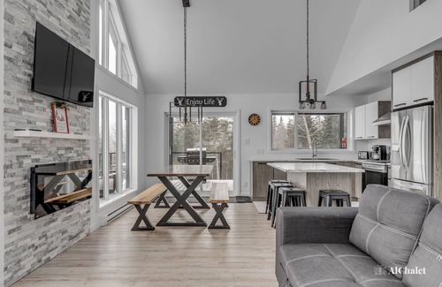 Saint-Sylvestre Ski Chalet | The Captain - Family Comfort & Fun - Domaine du Radar