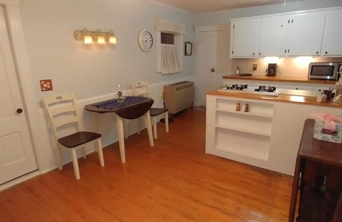 Lords Cove House | THE CAPTAIN'S HOUSE - DEER ISLAND NB - WATERFRONT - SUNRISES