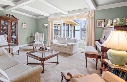Severn House | The Captains Lake House