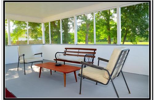 Luray Hotel | The Cardinal Inn