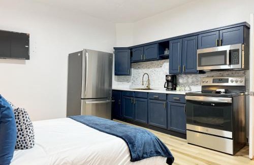 Evansville Apartment | The Cardinal Studio Apartments
