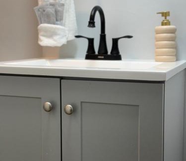 Evansville Apartment | The Cardinal Studio Apartments