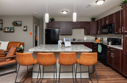 West Des Moines Apartment | The Carmel/Bold/Massage/Chair Spacious/3D Wall/Pool/Gym/Tanning Bed