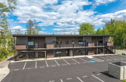 Ponderay Condo | The Carnelian Condo- Centrally Located 2 Bedroom Condo in Ponderay