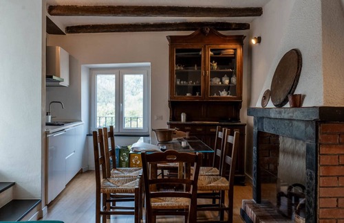 Carrodano Inferiore Apartment | The Carpenter's House - Callegari Holiday Home