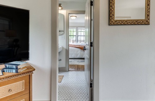 Central Oklahoma City Apartment | The Carriage House