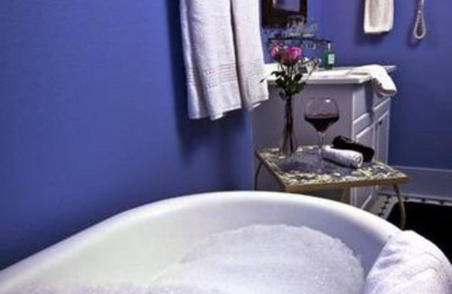Jefferson Bed & Breakfast | The Carriage House B&B