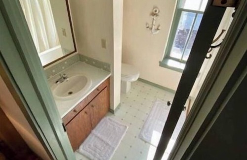 Mansfield House | The Carriage House - " Stables Unit "