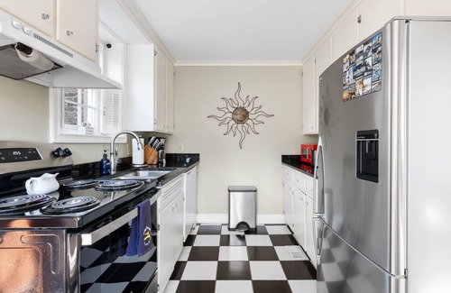 French Quarter House | The Carriage Houses | Historic Charleston!