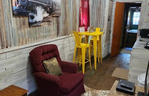 Pittsburg Bed & Breakfast | The Carson House Bed & Breakfast