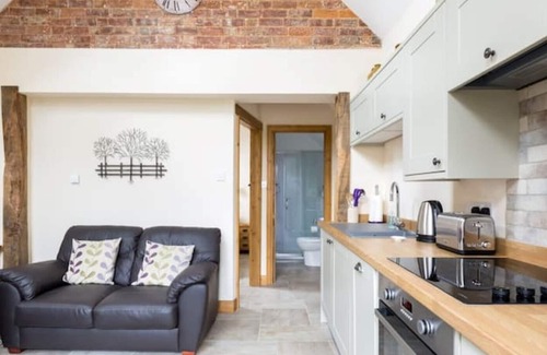 Priors Marston Cottage | The Cart Barn ground level barn conversion cottage in Warwickshire