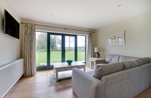 Weybread Cottage | The Cart Lodge