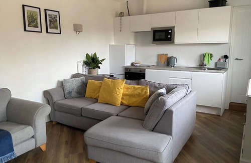 Bedford House | THE CART SHED, character holiday cottage in Marston Moretaine