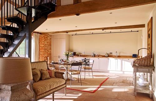 Moreton House | The Carthouse