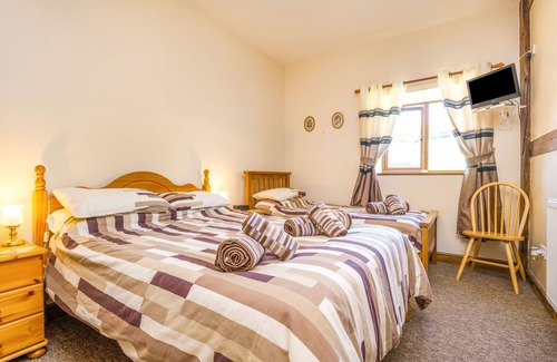 Woolhope Cottage | THE CARTHOUSE, pet friendly, with a garden in Woolhope