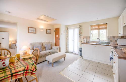 Framlingham House | The Cartlodge Boundary Farm, Framlingham