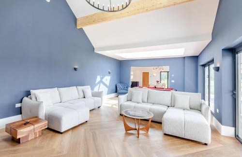 Rochford House | The Cartlodge - Uk48579