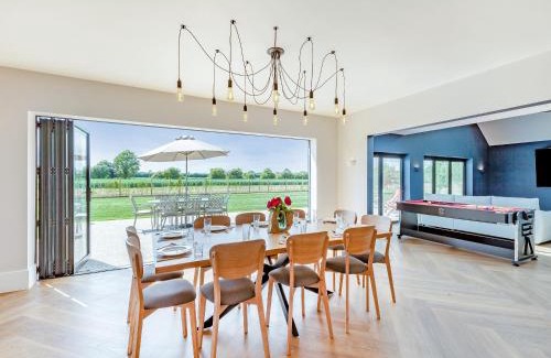 Rochford House | The Cartlodge - Uk48579