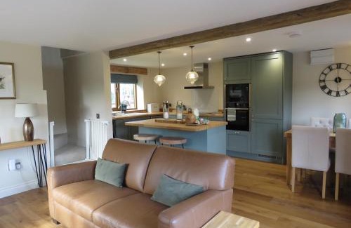 Defford House | The Cartshed