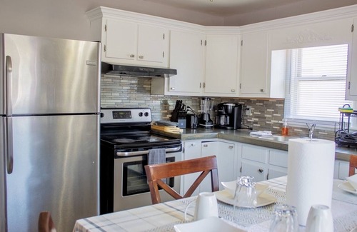 Winston - Salem House | The Casa #2 - Close 2 UNCSA/DT/I40/Hospitals/Shopping