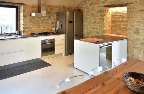Crecchio Bed & Breakfast | The Casa del Toro - Borgo Baccile by Vini Fantini