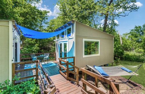 Weatherford Cottage | The Casa Estiva- Peaceful Forest Getaway 30 Min. West of Fort Worth
