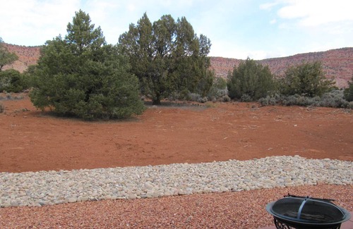 Kanab Cottage | The Casita at Purradise near Best Friends, Zion, Bryce, Lake Powell, Grand Canyo