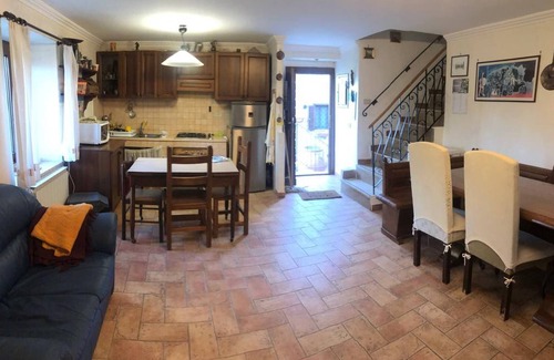Poggio San Lorenzo House | The 'castelletto' Holiday House