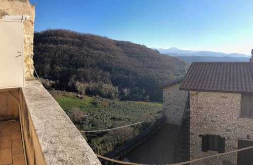Poggio San Lorenzo House | The 'castelletto' Holiday House