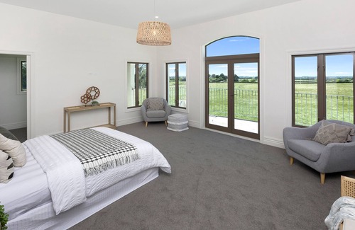 Sefton House | THE CASTLE SUITE - SEFTON HOLIDAY HOME in North Canterbury