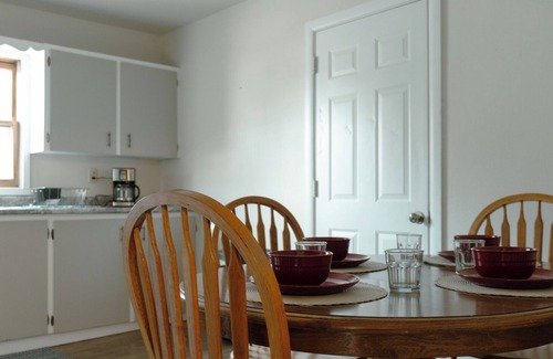 Mobridge House | The Catch and Rest